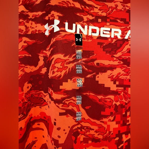Under Armour Tech ABC Camo Short Sleeve Shirt XXL Red 1361698 690 Print 2XL New - Picture 6 of 11
